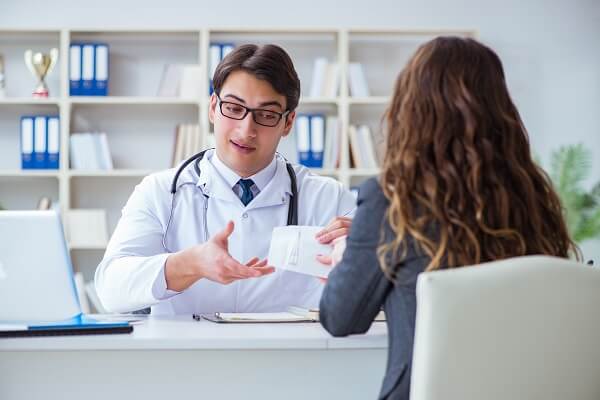 pharmacist accepting bribe